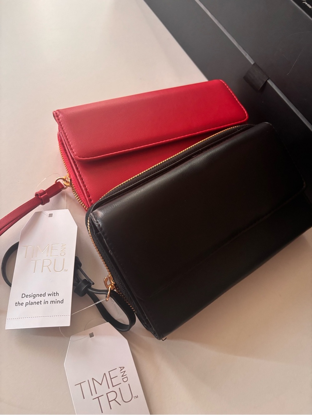 Time and Tru Red and Black Wristlet Set
